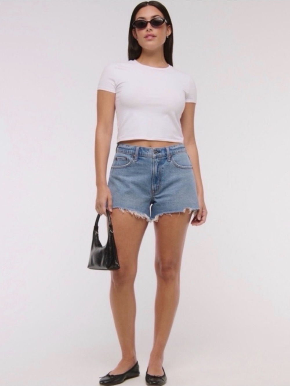 Abercrombie & Fitch - The 90’s Relaxed High-Rise Cutoff Shorts - 26/2 Curve Love